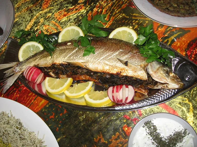 تهیه ماهی شکم پر